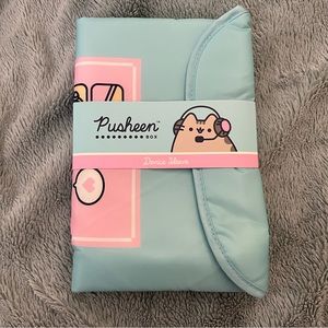 Pusheen Gaming Device / Tablet Sleeve